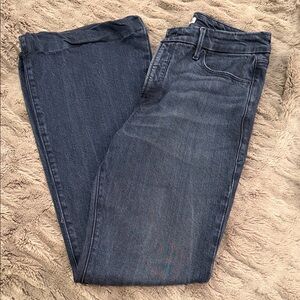 Good American bootcut jeans 8/29